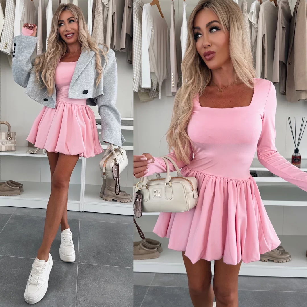 SUKIENKA Z DEKOLTEM CARO ODETTA JASNY RÓŻ